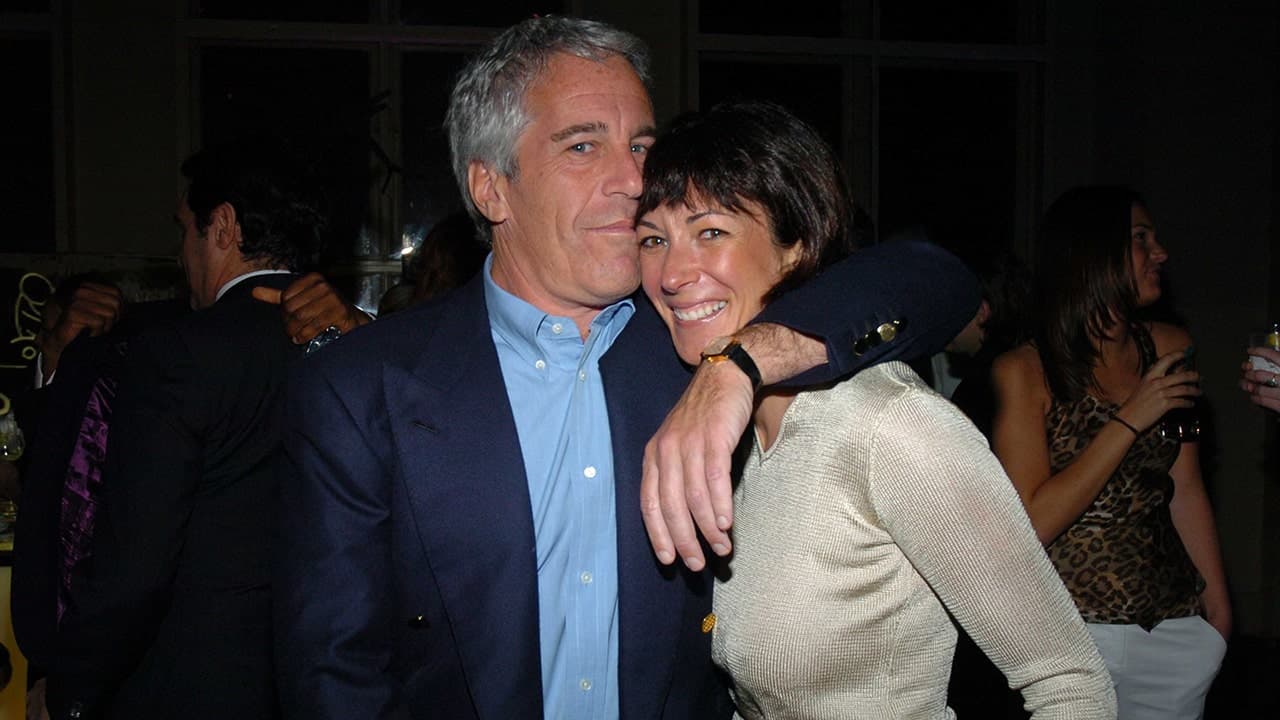 Imprisoned Jeffrey Epstein Associate Ghislaine Maxwell Seeks Release, Citing ‘New Evidence’