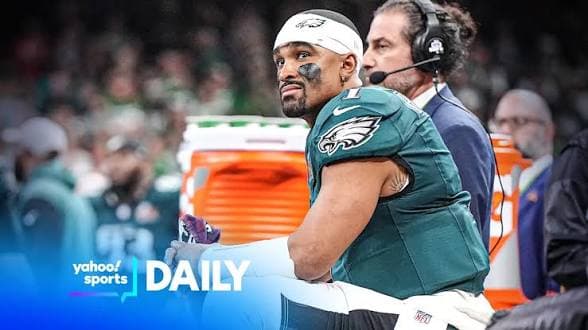 Jalen Hurts Reportedly Out for Season After Blood Clots Found in Lungs