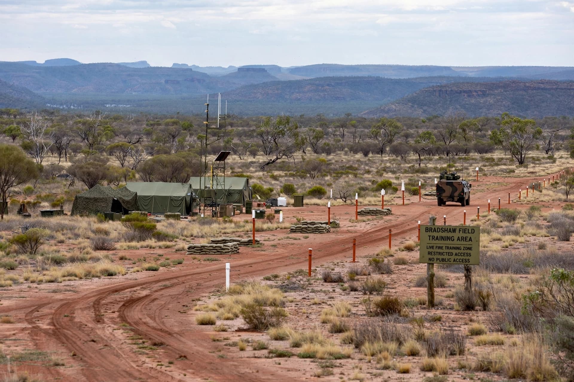 A soldier died at Mount Bundey; five others were injured.