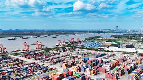 Beyond Borders: Chinese Use of Foreign Interference Tactics in Dutch Strategic Industries