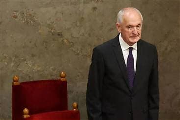 Hungarian Parliament Elects Former Supreme Court Head András Baka as President