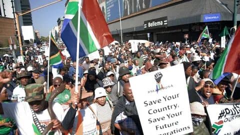 Over 900 Arrested During South African Anti-Migrant Protests. Here's What to Know