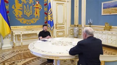 Zelensky Meets Kellogg, Offers to Buy Patriot Missiles