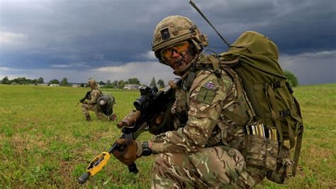 Army Chief Says Politicians to Start ‘Frank Conversation’ With Public to Prepare for War