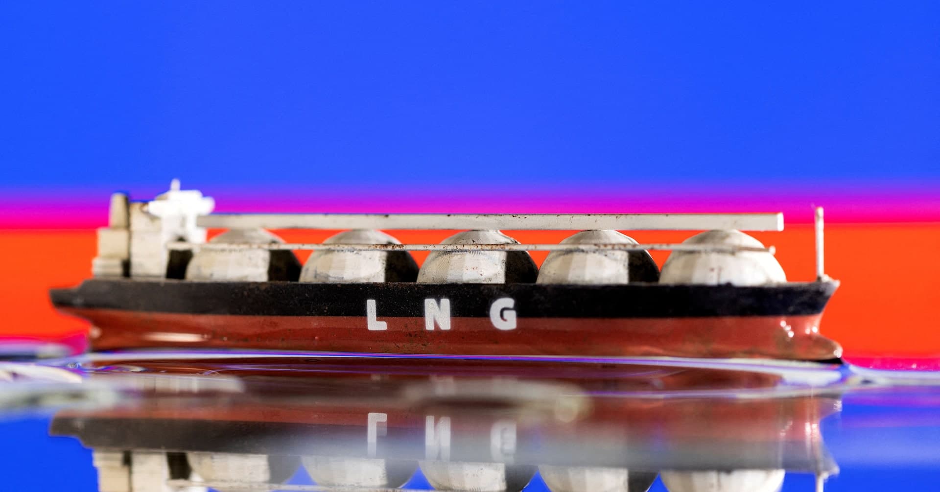 Russian LNG Under US Sanctions Heads for India for the First Time