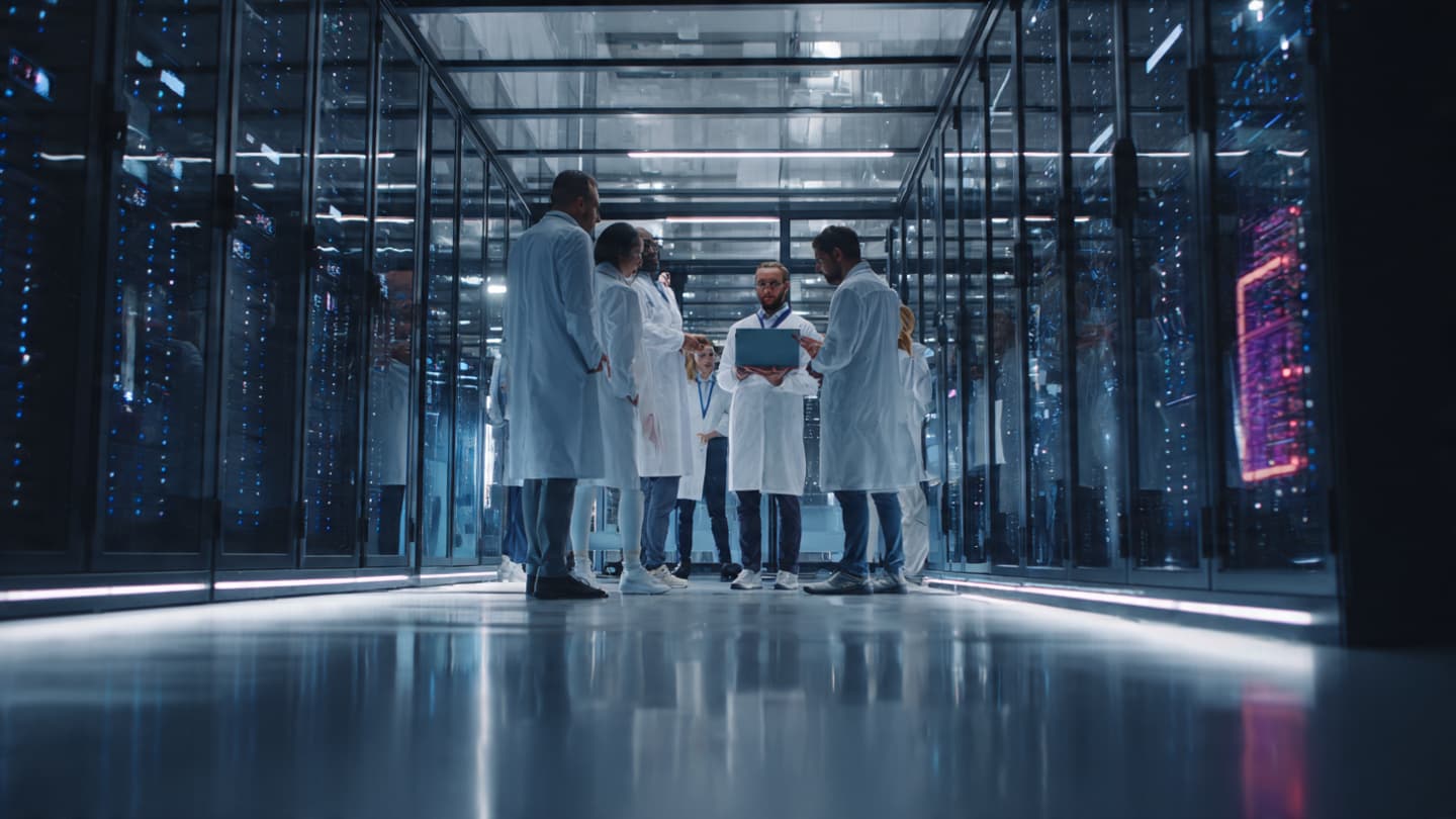Competition Accelerates Discovery, but Collaboration Extends Its Reach
