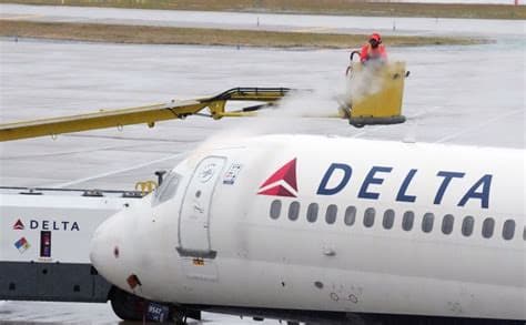 Felt a 'big bang': Firework strikes Delta flight landing in Chicago
