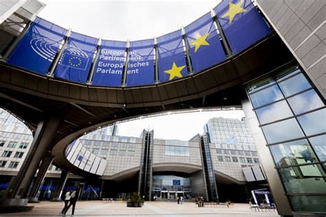 U.S. Tech Giants Ally with European Far-Right to Challenge EU Regulations