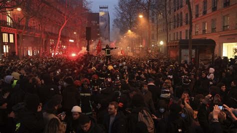 France’s Far Right Seizes the Moment as Rioting Shocks the Country