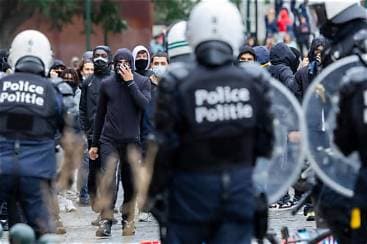 Brussels: Rioters Clash with Police at Anti-Austerity Rally