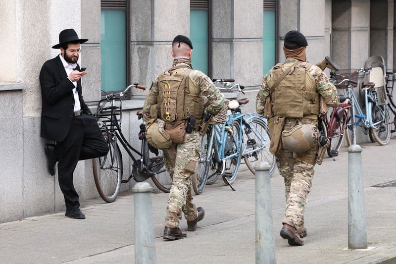 Belgium Deploys Soldiers at Jewish Sites to Reinforce Security