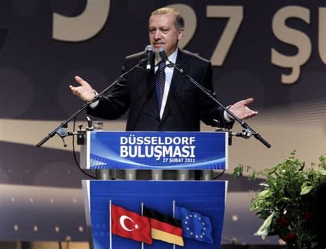 Erdogan Urges Turks in Europe to Have Five Children