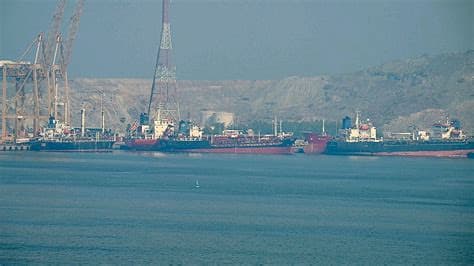 U.S. Hits Three Iranian Oil Tankers After Saying Warships Were Targeted
