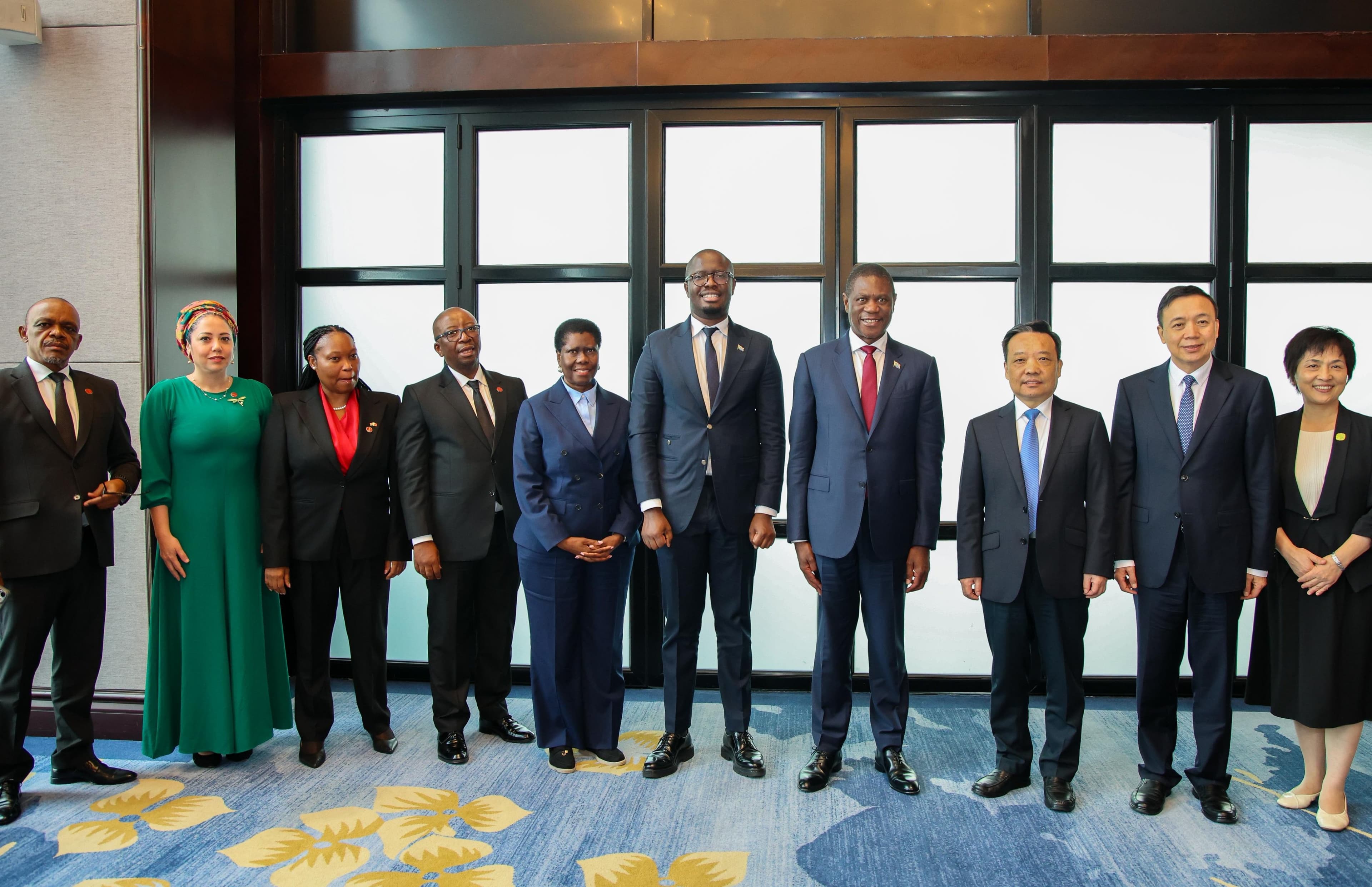 China authorizes Standard Bank to clear yuan transactions across Africa