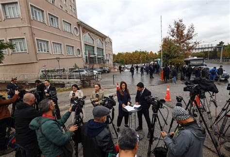 Turkey's Courts Annul Main Opposition Party Congress Amid Police Evictions