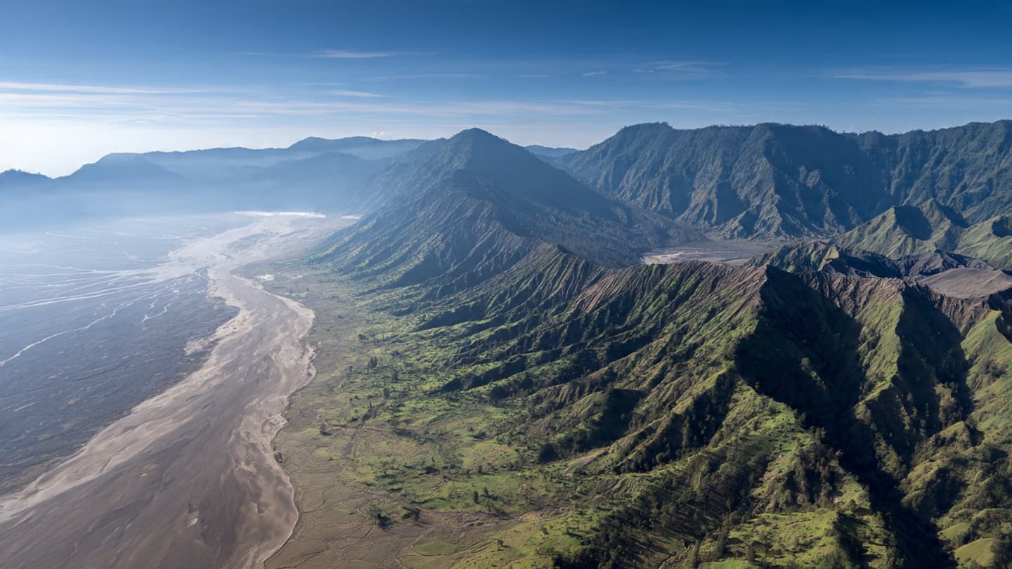 Bromo Under a Hazy August Sky: Flames Cross the Grasslands as Indonesia’s Dry Season Deepens