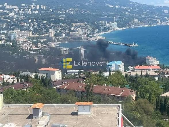 Ukraine’s Naval Drones Reach Yalta, With One Appearing to Carry FPVs Ashore