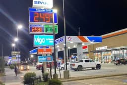 Reality Retouch? Gas Station Prices “Suddenly Drop” as Putin Visits Siberian City
