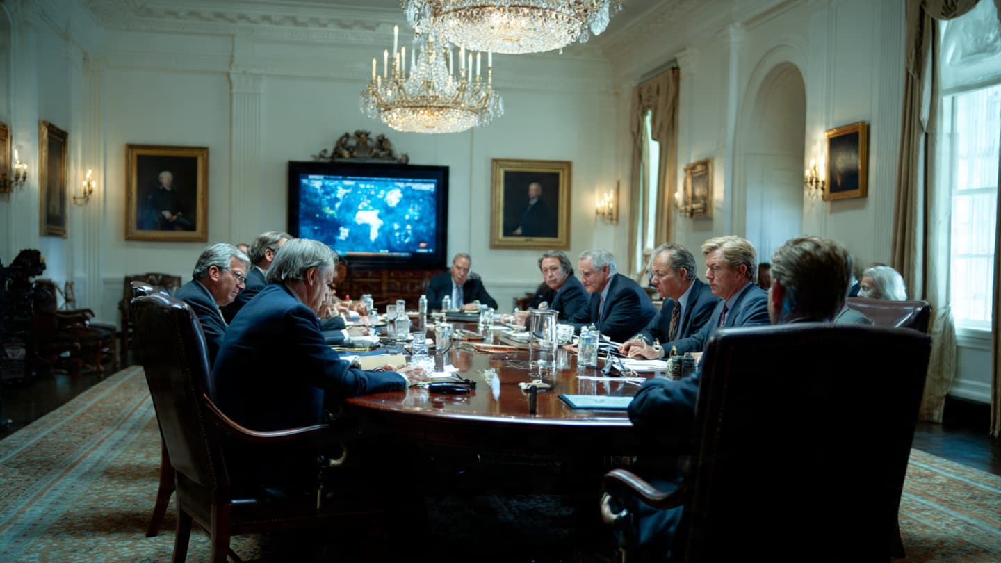 Behind Closed Doors, Political Fractures Slowly Came Into Public View