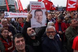 Turkey Opposition Vows to Resist Court Ruling as Political Crisis Deepens