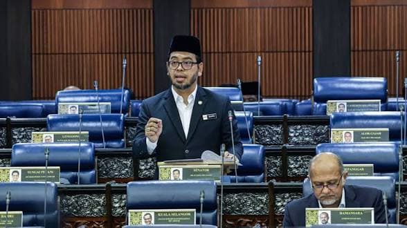 Malaysia Minister Says Overwork Turns You Gay, Sparks Fury