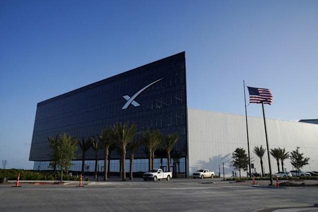Elon Musk's SpaceX to Raise Over $25 Billion in Blockbuster 2026 IPO, Source Says