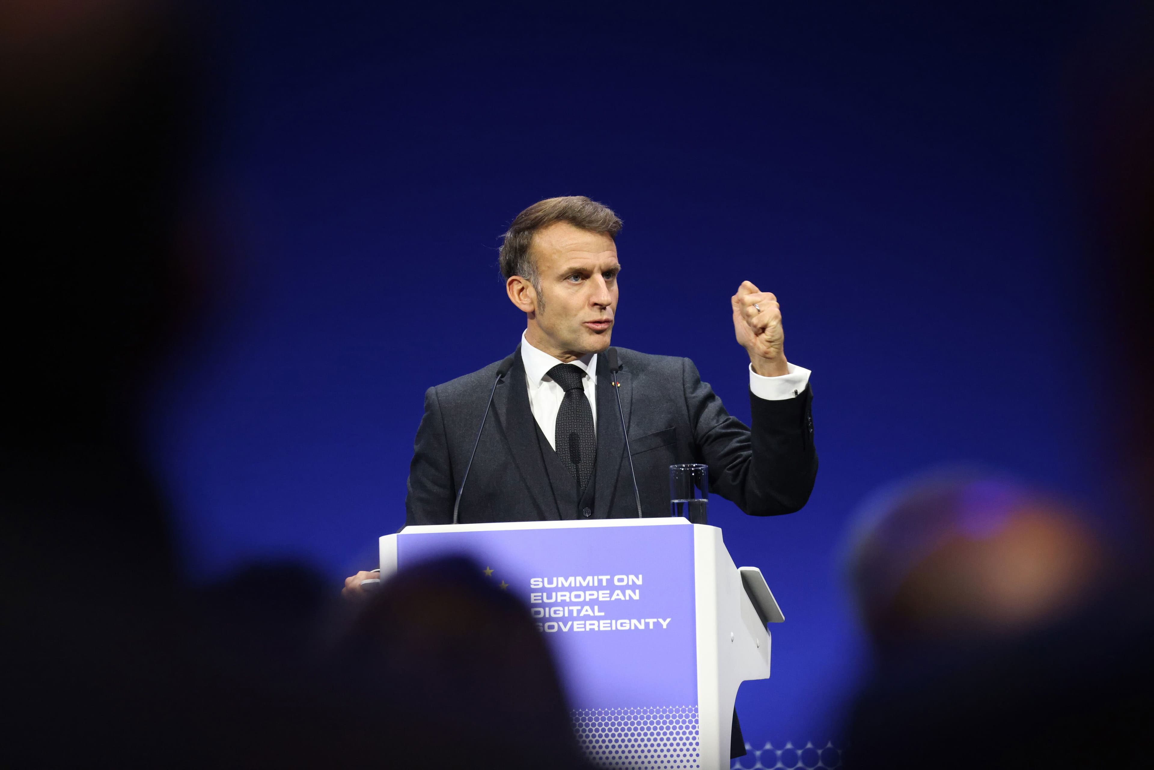 Trump Threatens 200% Tariff on French Wines Amid Macron's Snub of 'Board of Peace' Seat