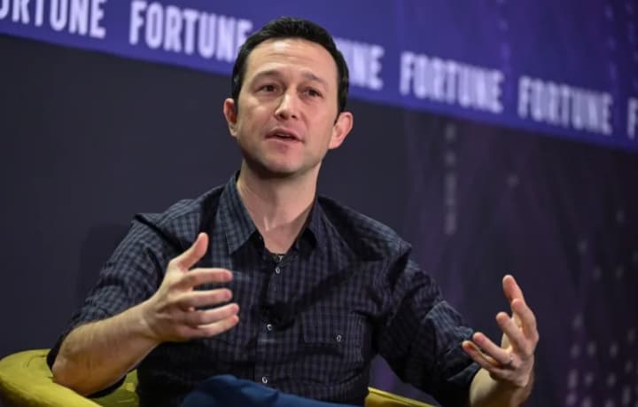 Actor Joseph Gordon-Levitt Questions Why AI Companies Escape Legal Oversight