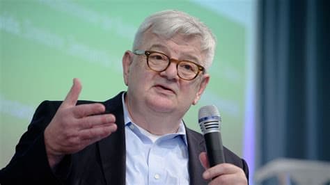 Former German Foreign Minister Joschka Fischer: "I Have My Doubts About NATO's Survival"