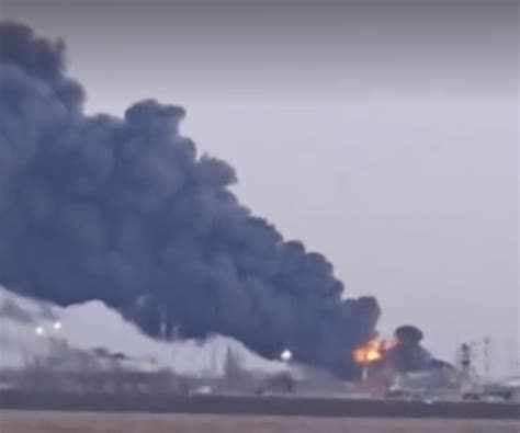 Ukraine struck oil refineries in Russia's Krasnodar Krai and Yaroslavl Oblast, Zelensky says