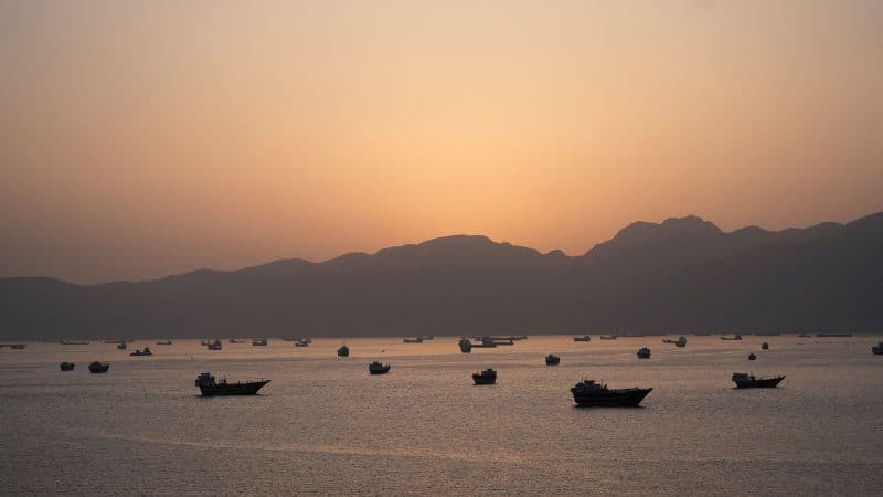 Iran Proposes Tax on Internet Traffic Flowing Through the Strait of Hormuz