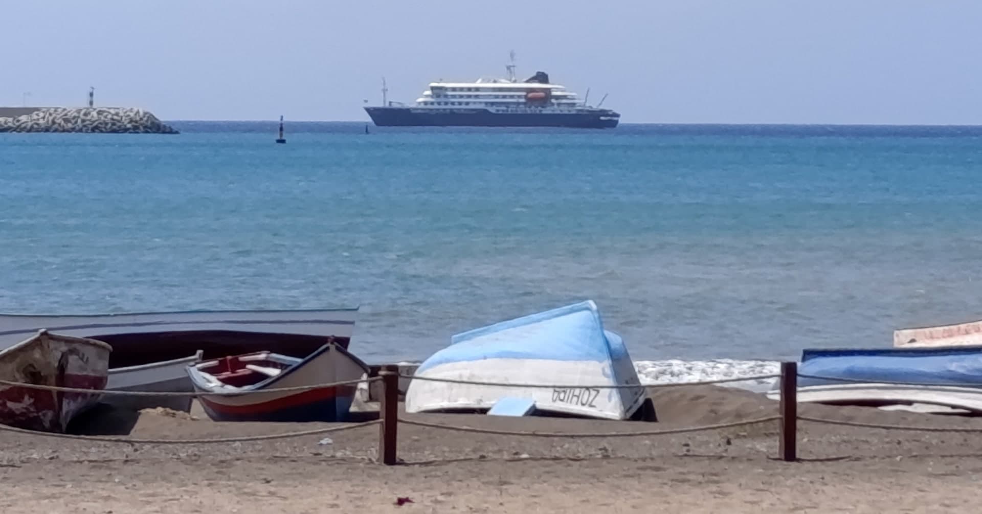 Spain Confirms It Will Receive Hantavirus-Hit Cruise Ship in the Canary Islands