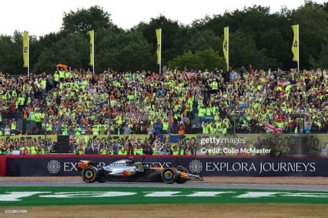 Adele’s Great Britain F1 Grand Prix image is linked to her 30 album promotion photos