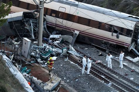 Spain high-speed train crash kills at least 30