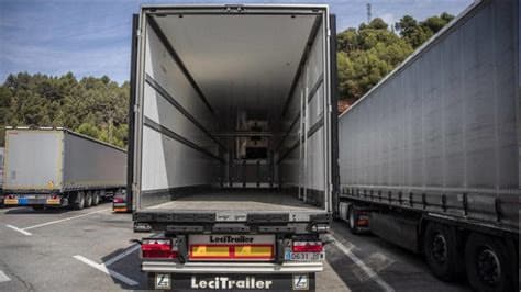 Cargo thieves in America target data center equipment; Police recover millions of dollars’ worth of servers, cabling and ...