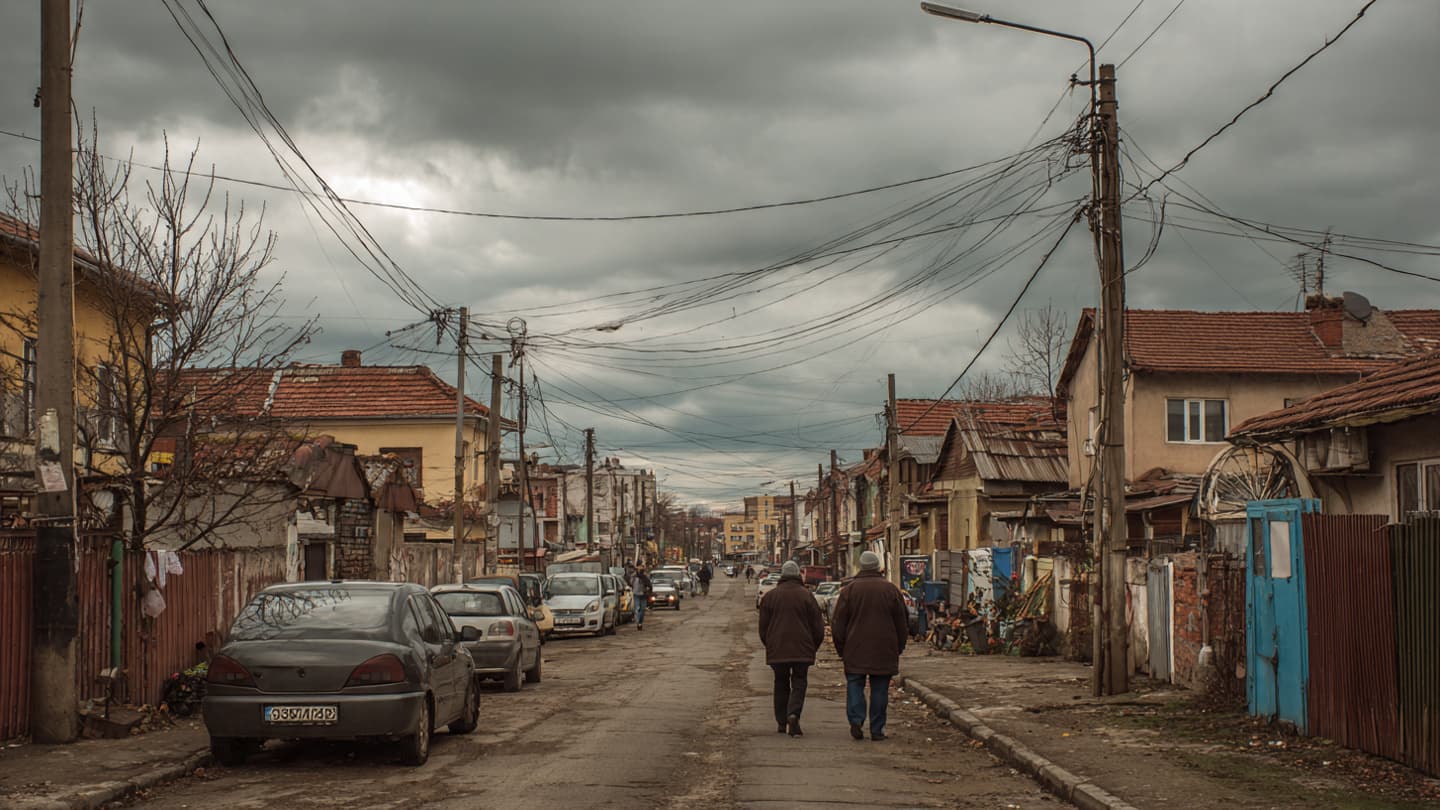 The Quiet After the Buzz: Residents Confront Fear in a Changing Airspace