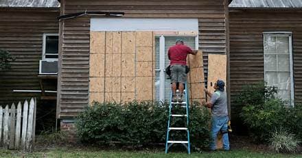Hurricane Isaias Barrels Toward Gulf Coast as Category 3 Storm