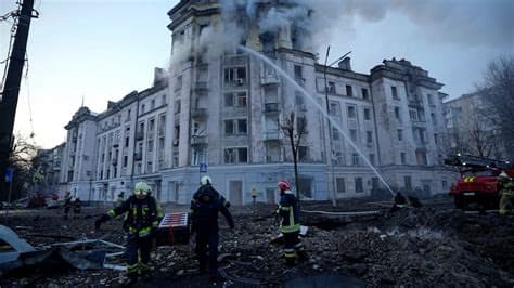 Russia Unleashes One of the Biggest Ballistic Missile Attacks of the Ukraine War, Kyiv Says