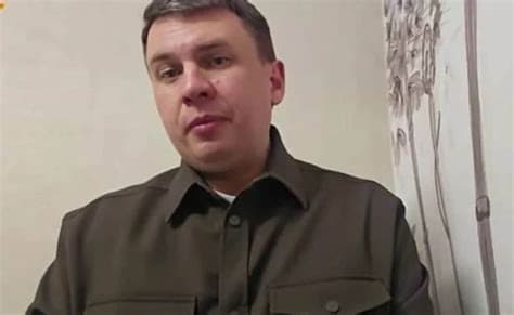 Pro-Kremlin Blogger Who Turned on Putin Is Arrested as Russia Steps Up Crackdown