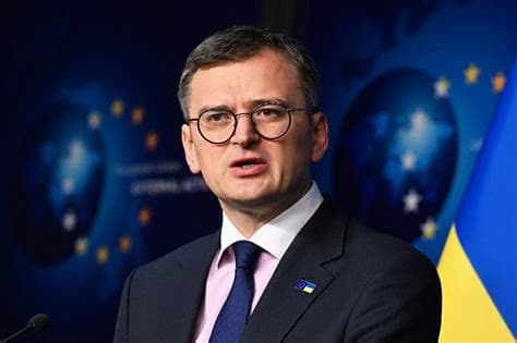 Ukraine’s Foreign Minister: “You Don’t Have the Cards” to “Don’t Play Your Cards”
