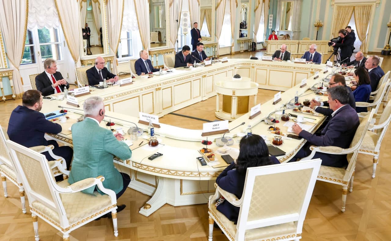 Russia Reaffirms Support for Palestinian Statehood as Global Attention Shifts Toward Middle East Tensions