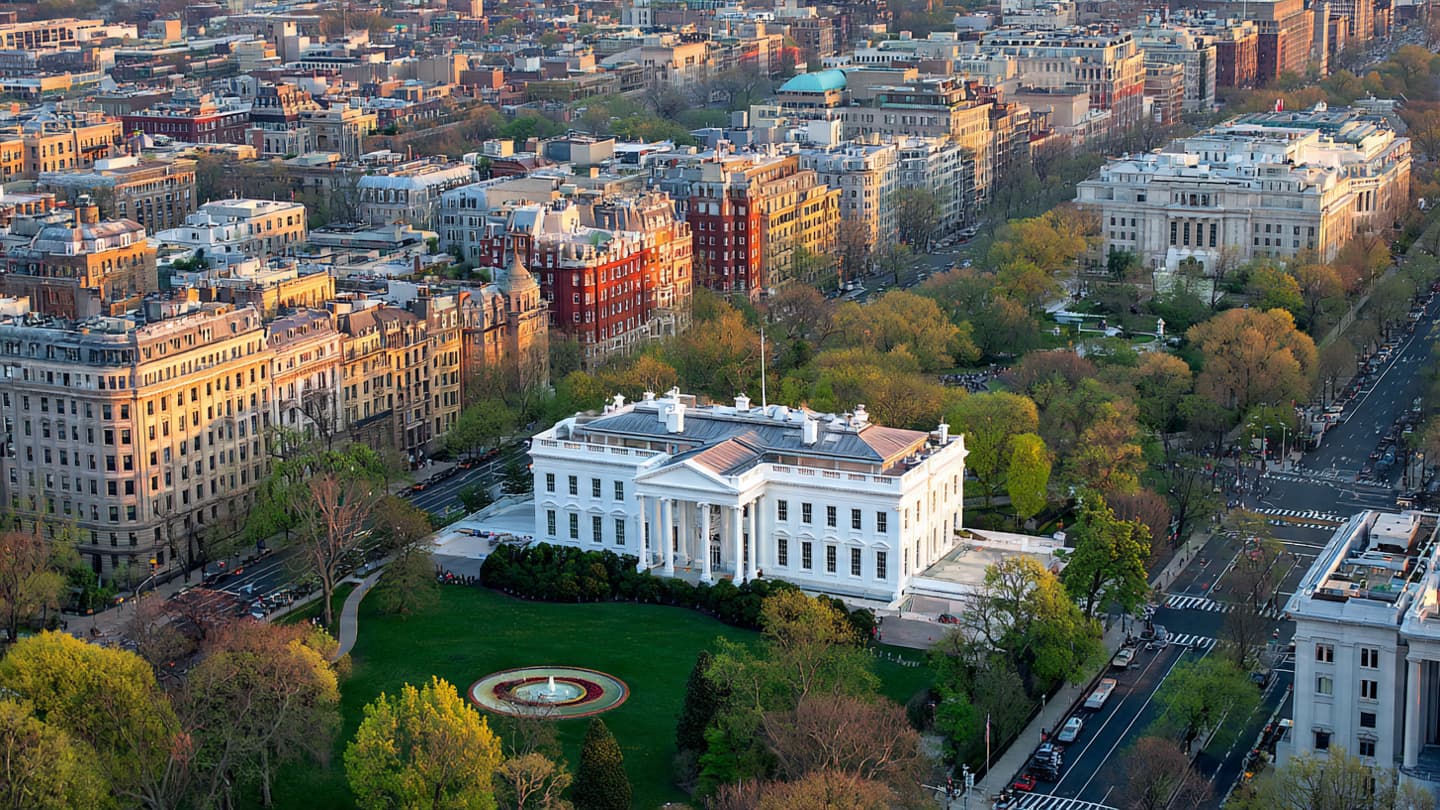 In the Space of Minutes: How Routine and Risk Collide Outside the White House