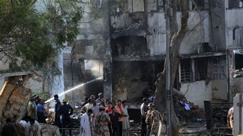 Militant rams explosive-laden vehicle into paramilitary headquarters in Pakistan