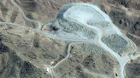 US Renews Strikes on Iran as Trump Threatens to Attack “Pickaxe Mountain”