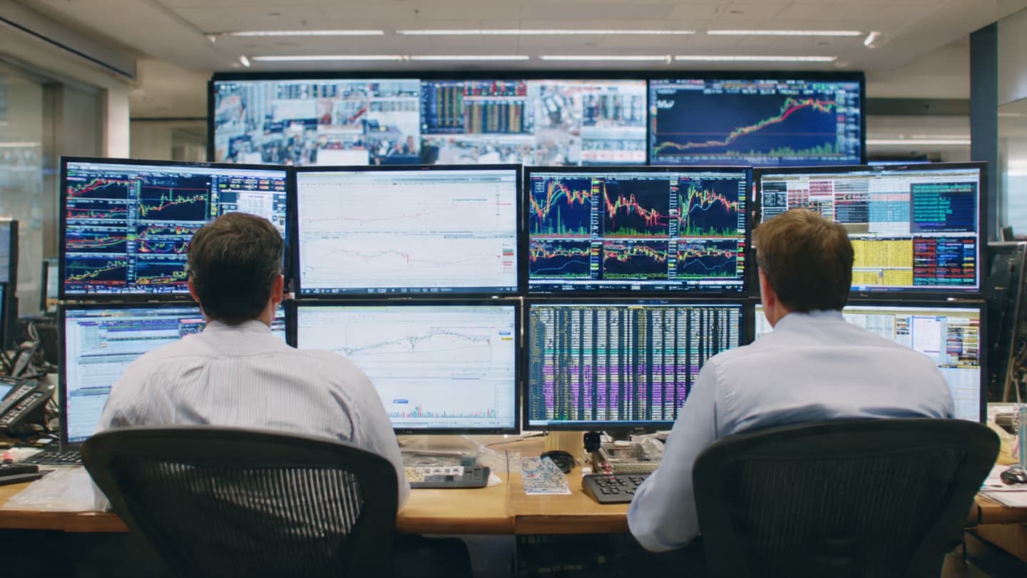 As Summer Trading Fades, Wall Street Turns Toward Employment, Technology Earnings, and the Next Rate Decision