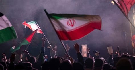 Iran's Enemies" Poised for Ground Invasion of Island, Claims Top Politician