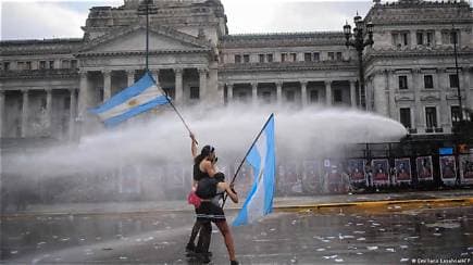 Argentine Students Occupy Campus in Protest Against Milei’s Austerity