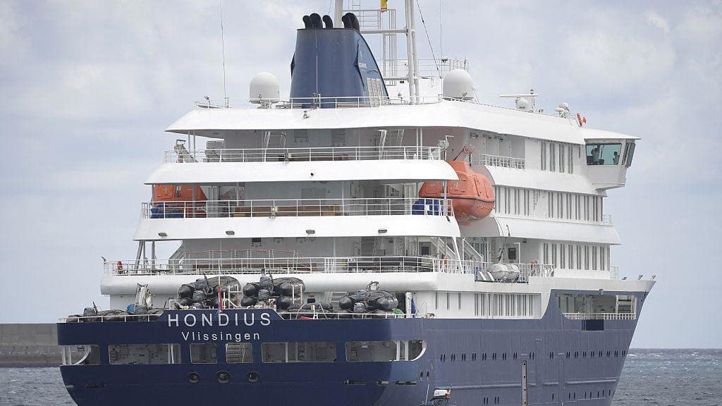 US Passengers from Hantavirus-Hit Ship Quarantined in Nebraska and Georgia