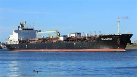 Russia to Import 200,000 Barrels of Japanese Aviation Fuel via Ship-to-Ship Transfer