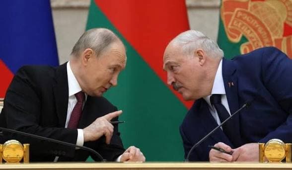 Putin pressures Lukashenko to open new front against Ukraine as Belarus resists
